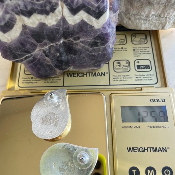 Vintage Sterling Silver Abstract Teardrop Stud Earrings - Picture 6 of 6